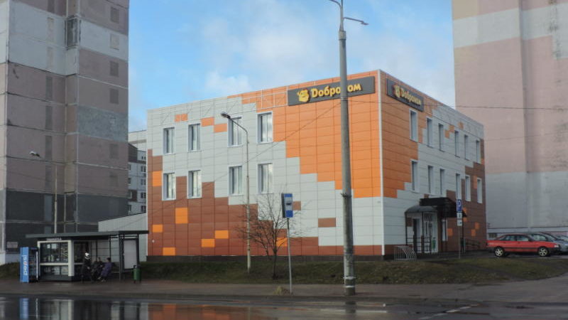 торговый центр в микрорайоне "Юг-7"