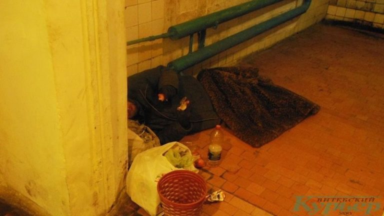 Бомж из туалета на Чехова