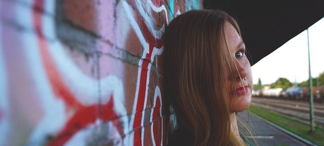 Девушка на вокзале