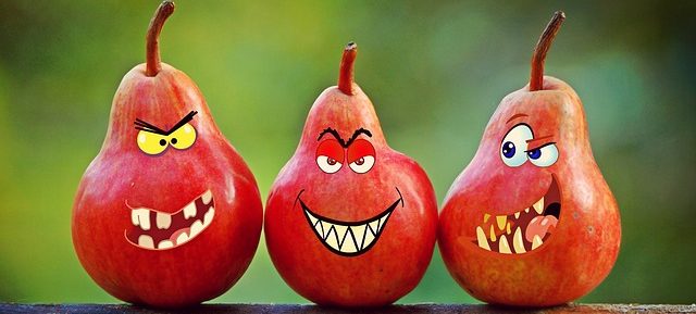 Три злые груши