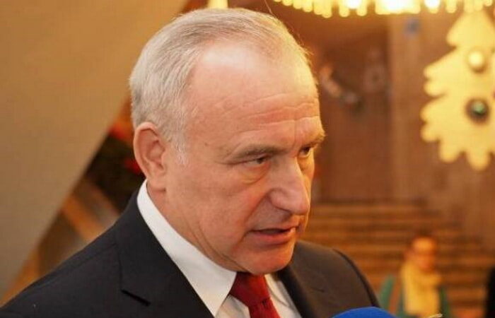 Про увеличение зарплаты аграриям и про посевную говорили в Витебском облисполкоме