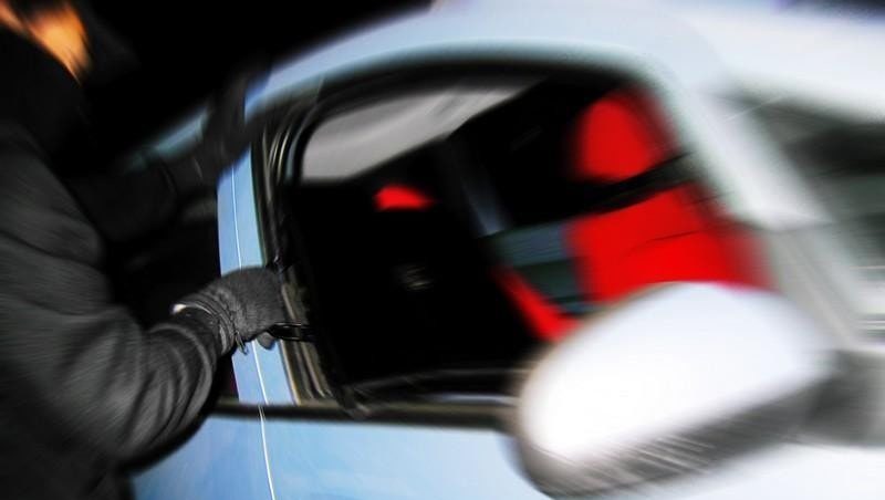 угон автомобиля