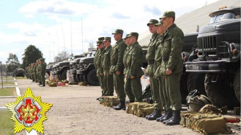 Военнослужащие химики