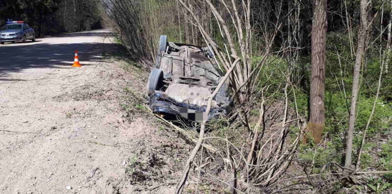 ДТП перевёрнутая машина