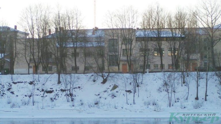 2005 год. Клуб металлистов и берег Двины