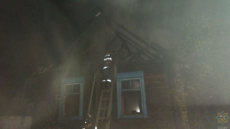 пожар дома докшицы