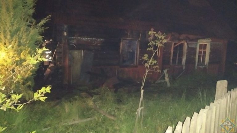 обгоревший дом пожар