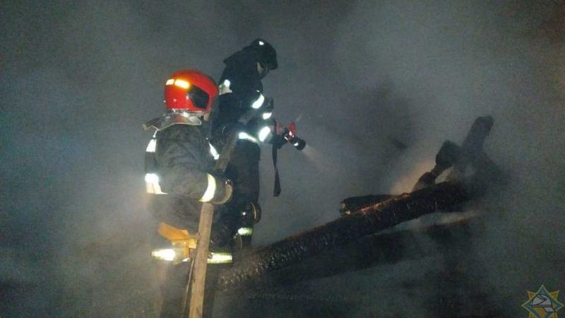 Пожарники в боевом расчёте миорский район