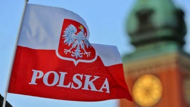 флаг Польши