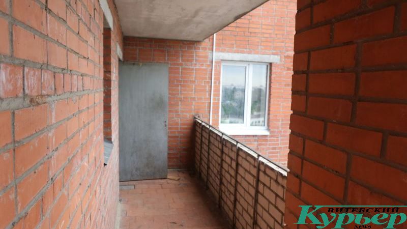 Правды, 26 корпус 1. Переход на лестничную площадку