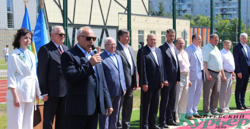 Выступает Николай Шерстнев