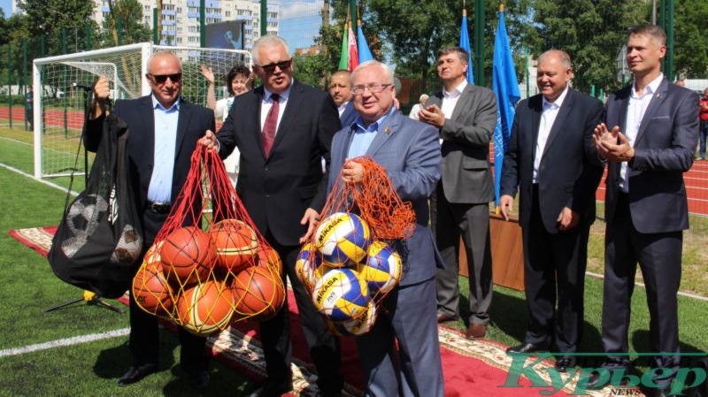 Подарки спортсменам ВГУ