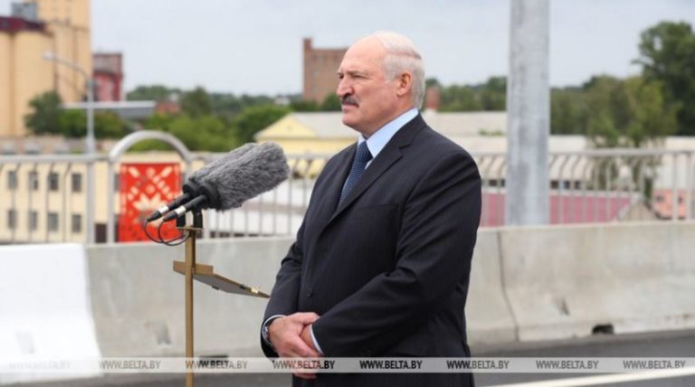 Лукашенко в Витебске на открытии путепровода