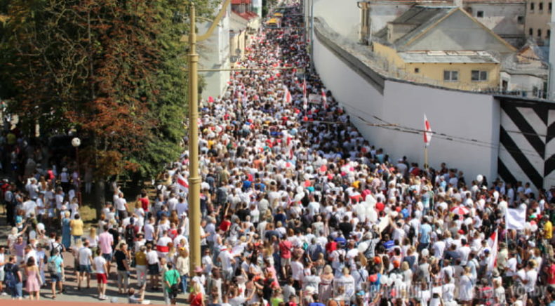 В Гродно шествие 16 августа