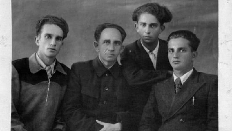 Отец и сыновья Файнберги