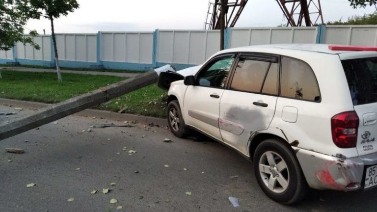 Витебска ДТП световая опора