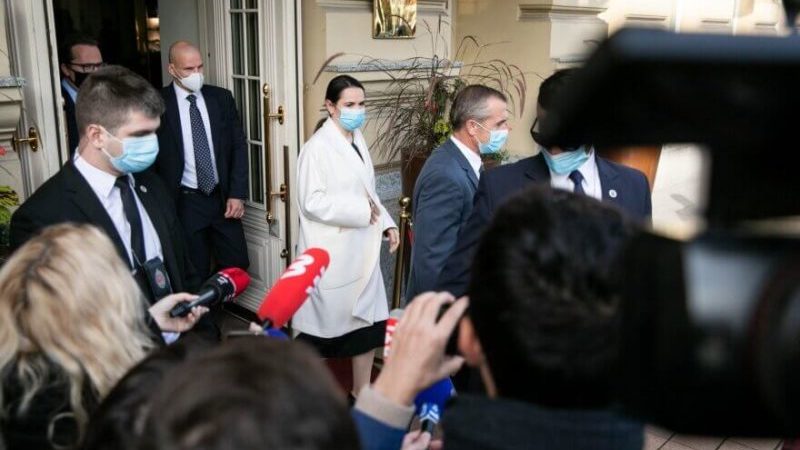 тихановская на встрече с макроном