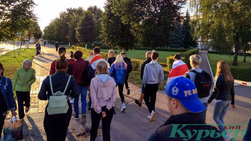 студенты ВГУ на демонстрации