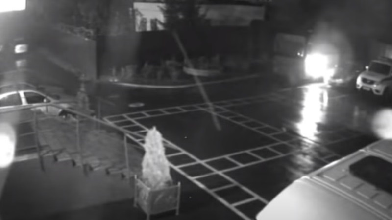 Пожар автобуса в Советском РУВД Минска