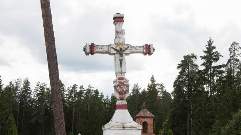 крест с погоней в Лынтупах