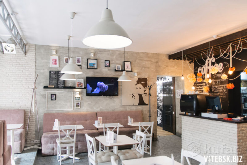 кафе Домино