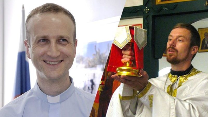 священники