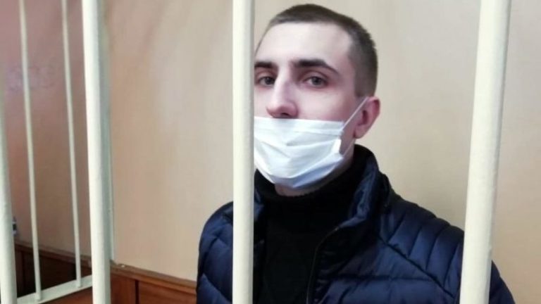 Артем Исаков