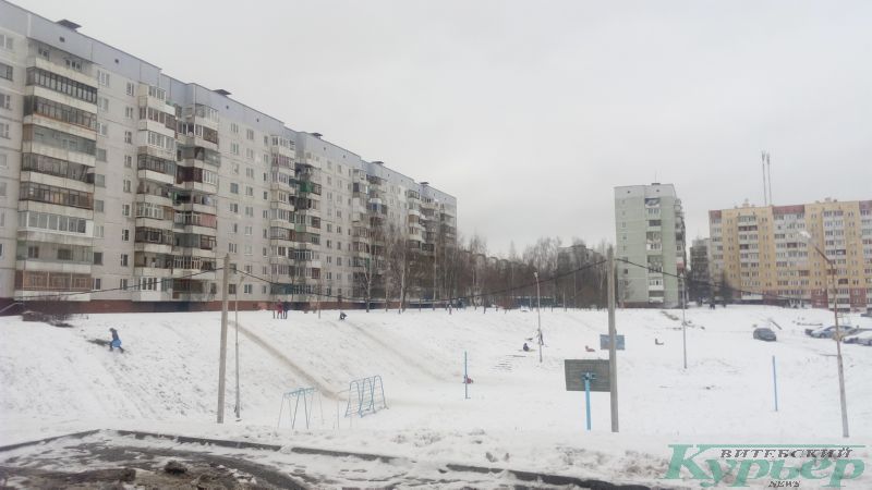 Горки для катания у дома № 38 корпус 3 по улице Чкалова