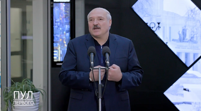Лукашенко на встрече с коллективом  Горизонта