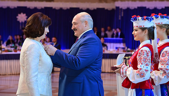Награда лукашенко кочанова