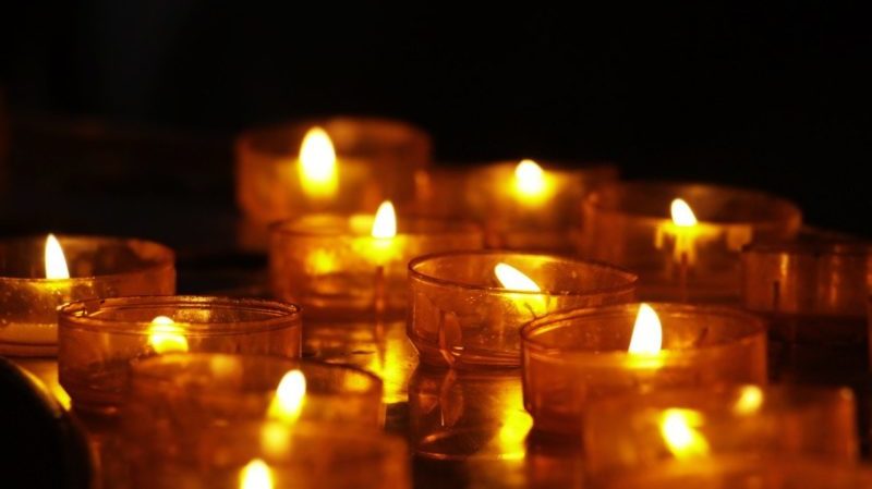 траурные свечи