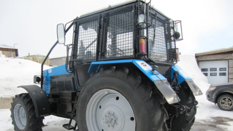 трактор МТЗ