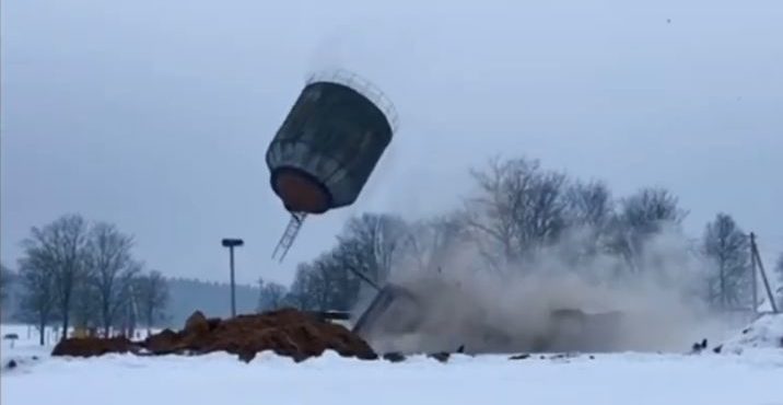 взрыв водонапорной башни
