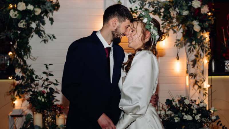 Молодожены Ольга и Вадим