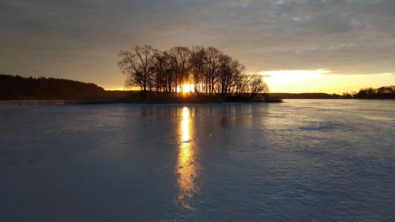 Весна, нарочь