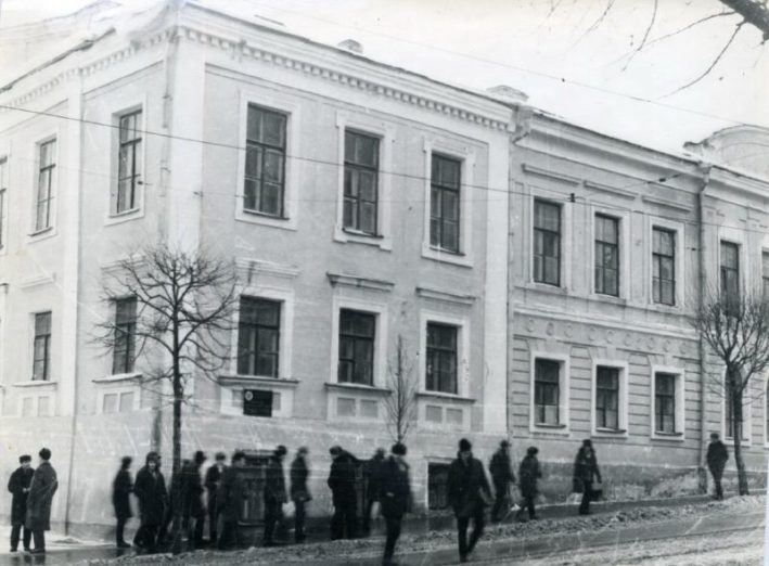 Мариинская женская гимназия (ПТУ № 37 имени Шмырева). Фото 1960-х годов