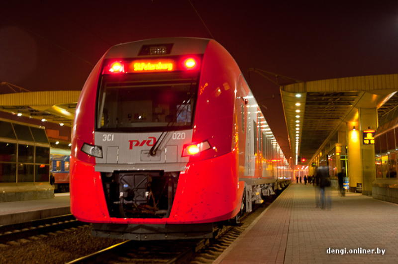 Поезд "Ласточка" между Москвой и Минском