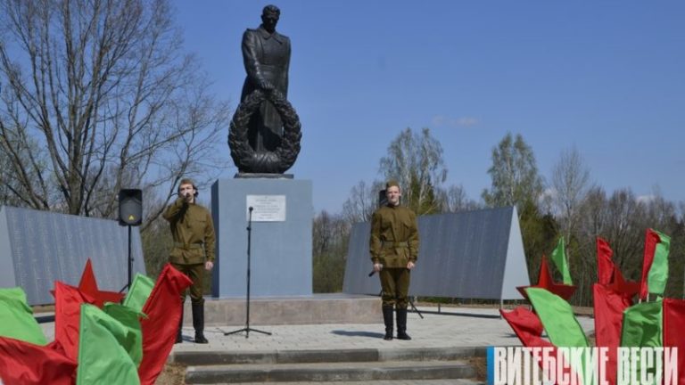 памятник в Дубровенском районе