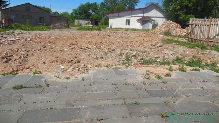 Крыльцо бывшего ресторана "Тирасполь"