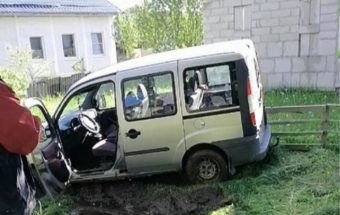 Машина после аварии