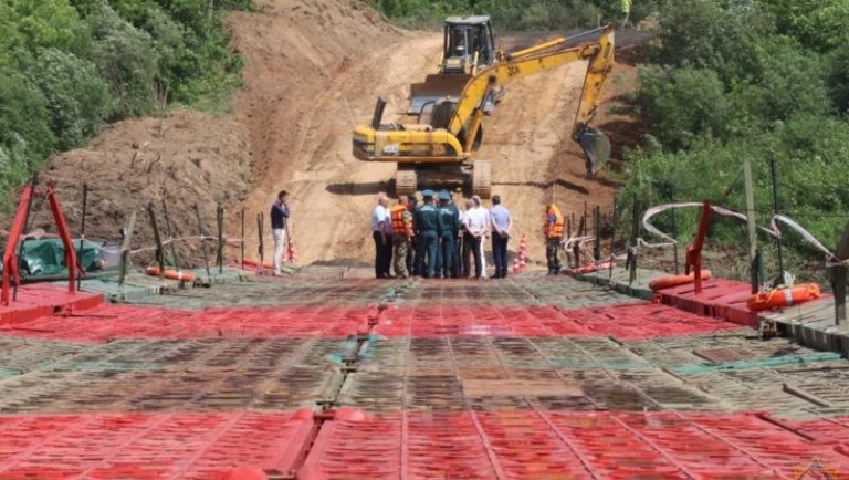 Понтонный мост через Двину в Новополоцке 1