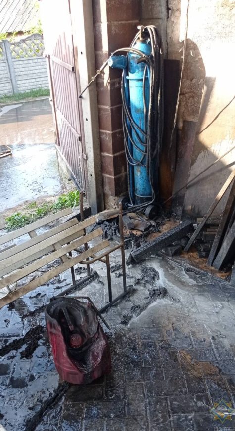 Пожар в гараже в Витебске 1