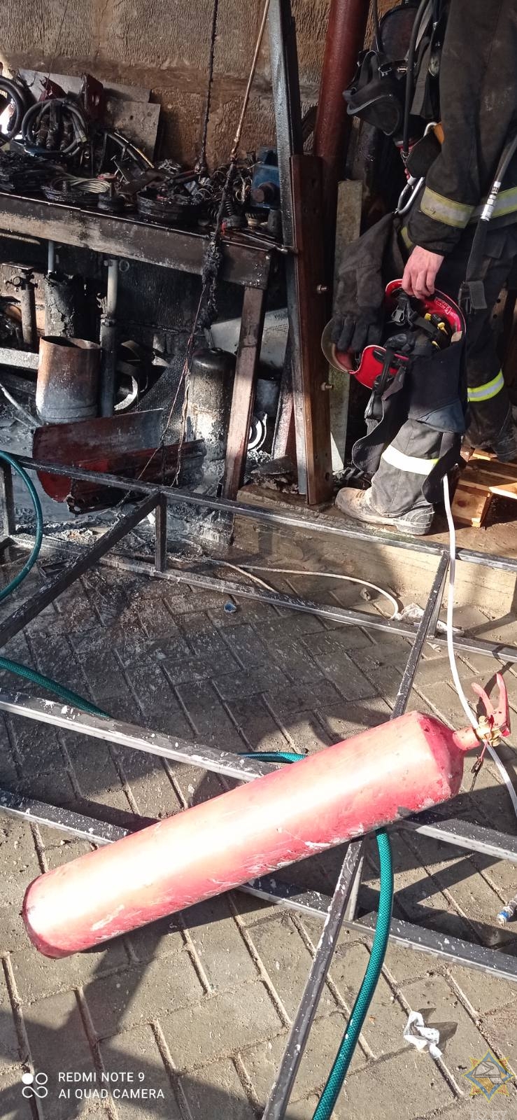 Пожар в гараже в Витебске 3