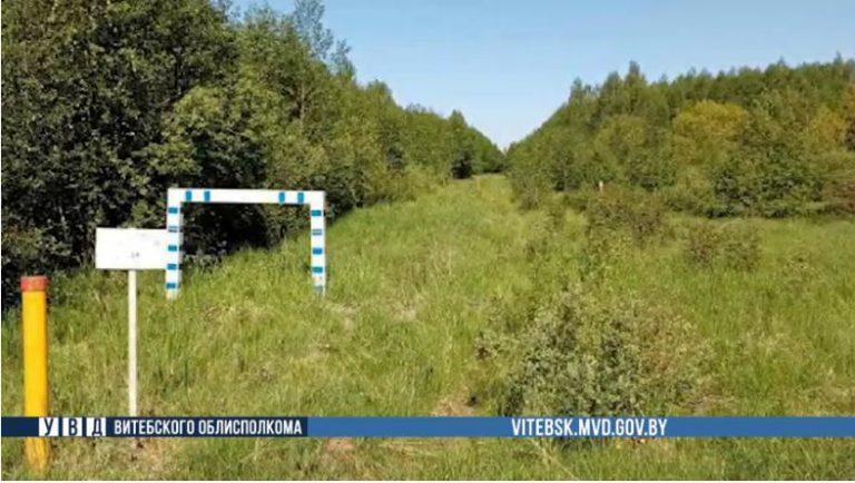 врезка в нефтепровод в Миорском районе