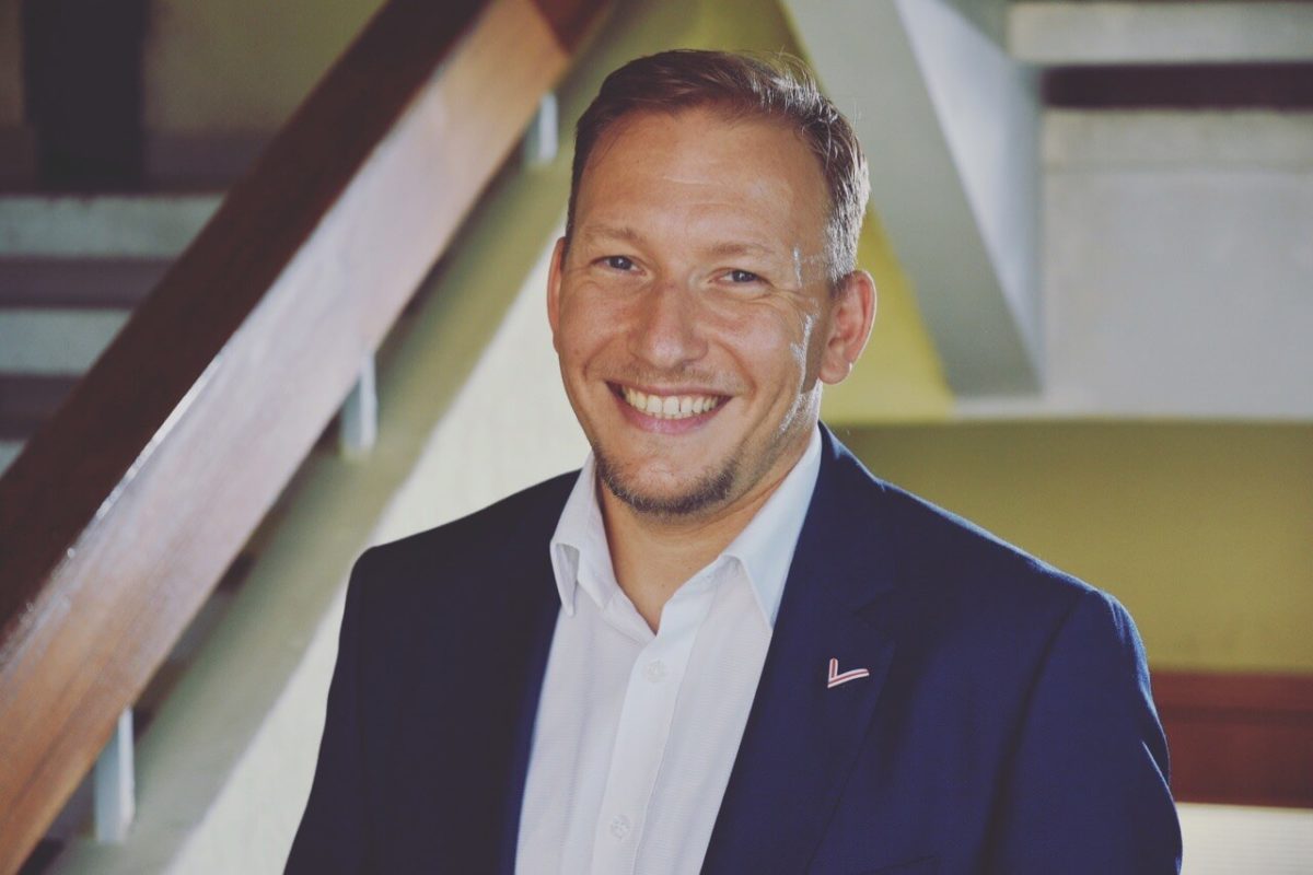 андрей дмитриев