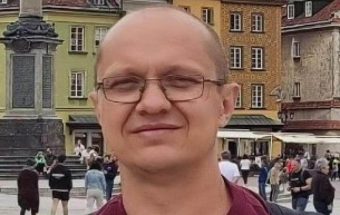 стоматолог